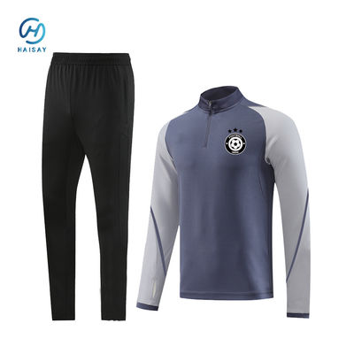 Maillots de football en polyester avec des coutures renforcées et des couleurs vives